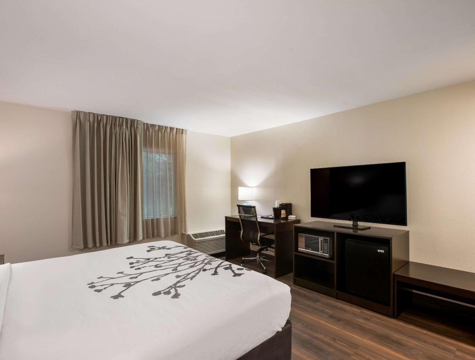 Sleep Inn Savannah Midtown מראה חיצוני תמונה