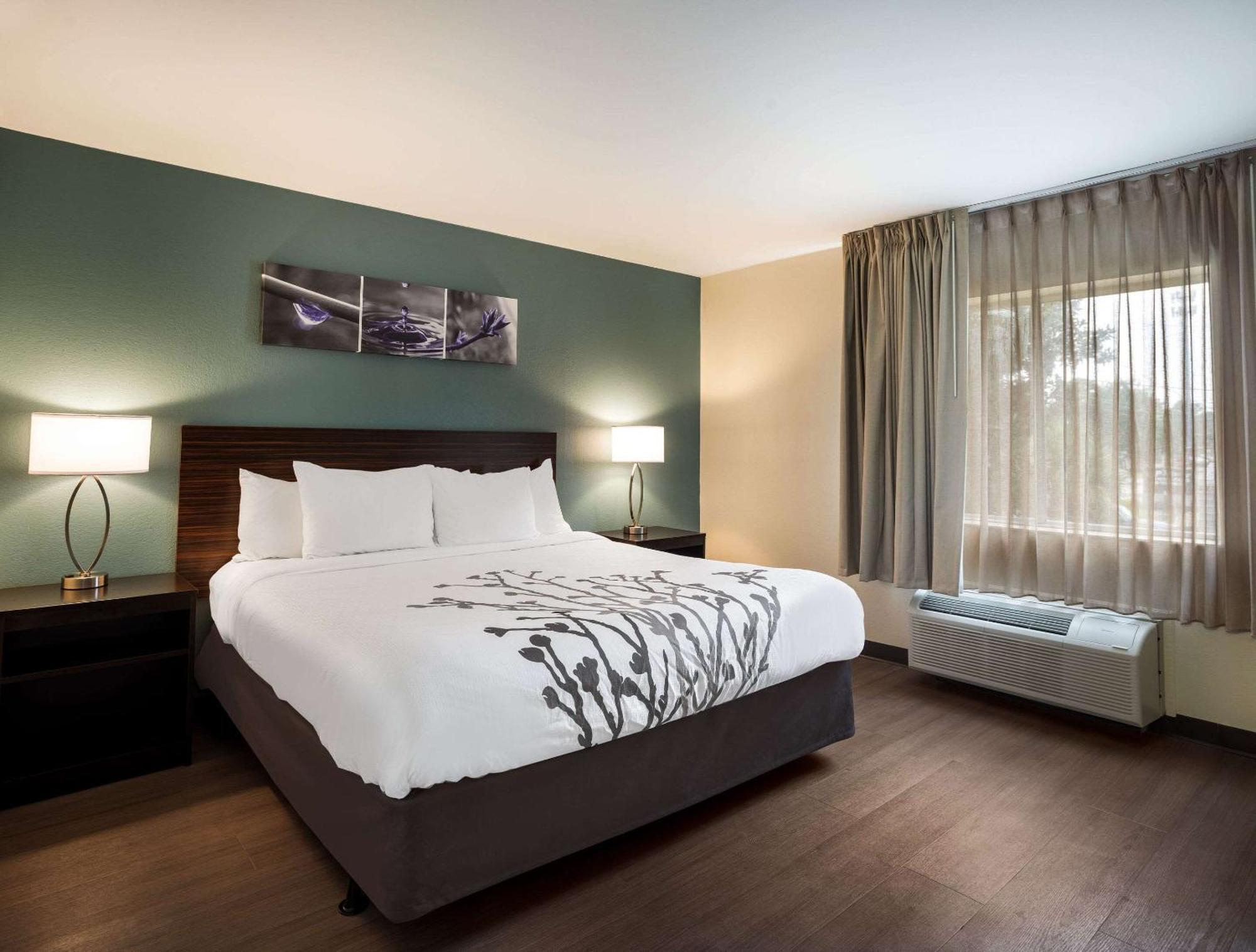Sleep Inn Savannah Midtown מראה חיצוני תמונה